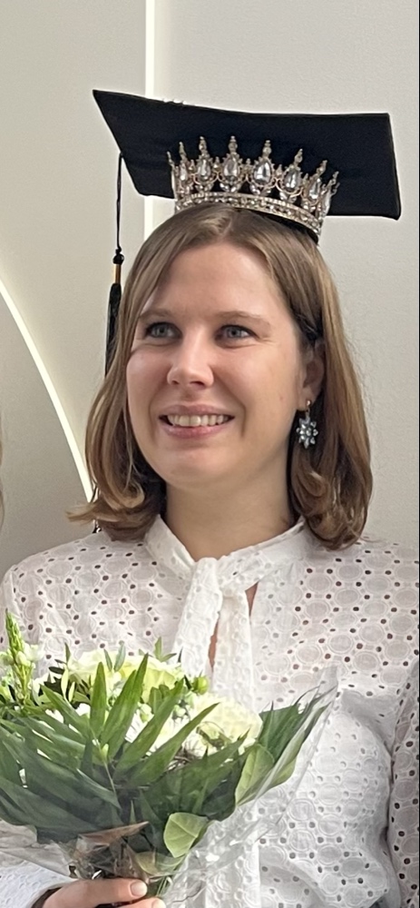 Portrait of Emilie / axolotl illustration